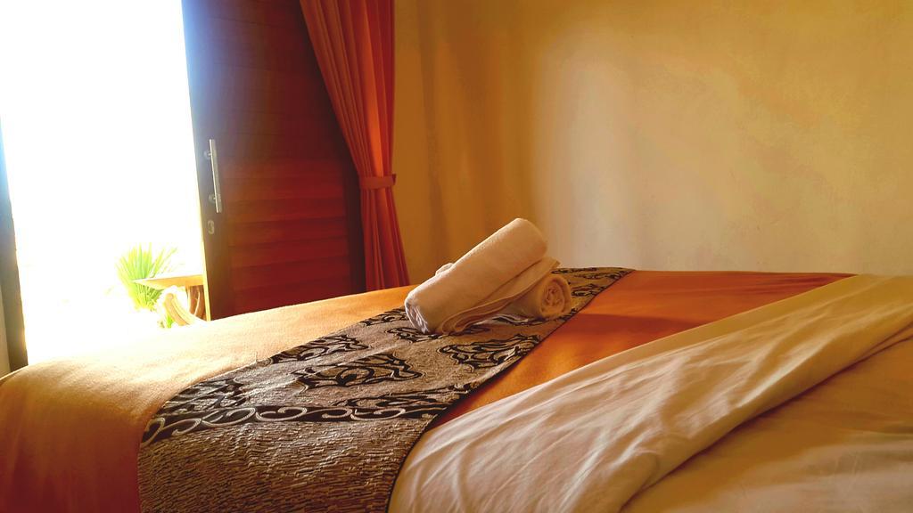 Kubu Sunset Guest House Lembongan Extérieur photo