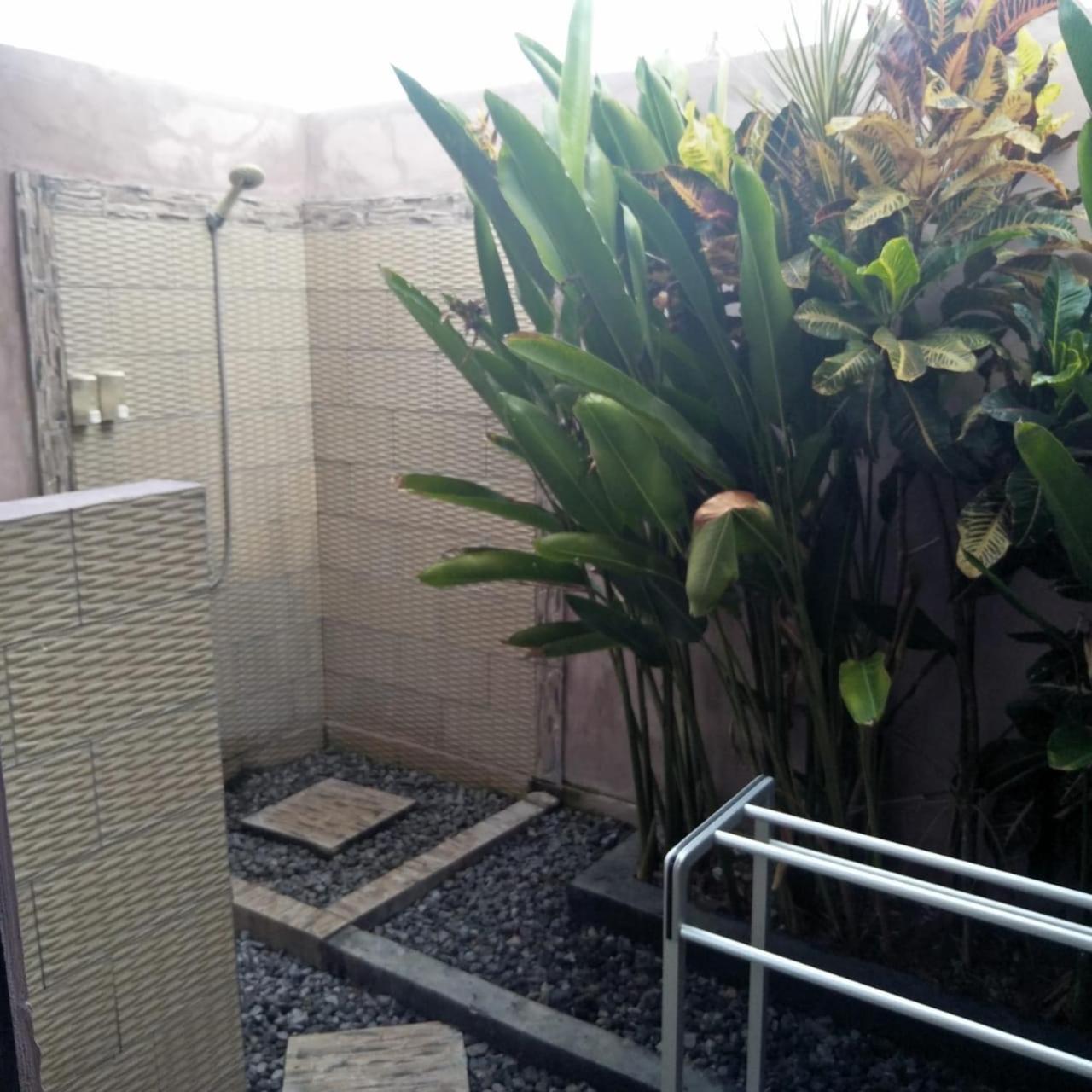 Kubu Sunset Guest House Lembongan Extérieur photo